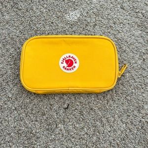 NEW Fjallraven Kanken wallet